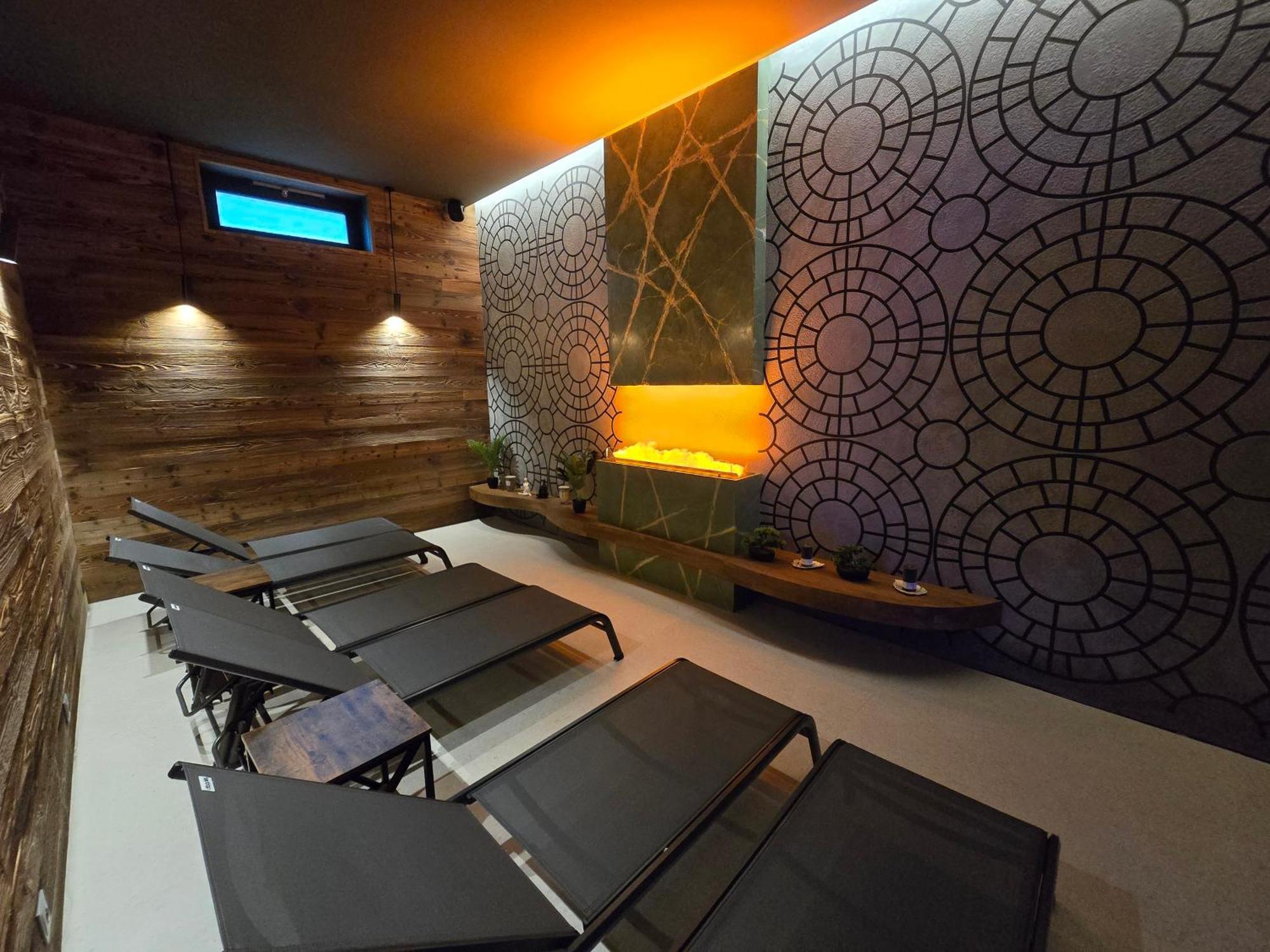 Apartmany Jarmilka S Privatnim Wellness Бедржихов Екстер'єр фото